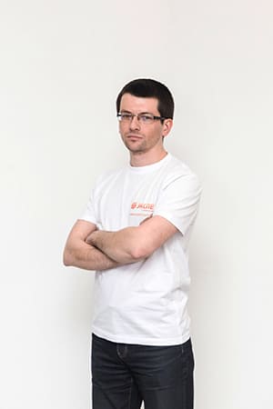 Сергей Гаврилов - сервисный инженер по ремонту компьютерной и печатающей техники СЦ Эксперт